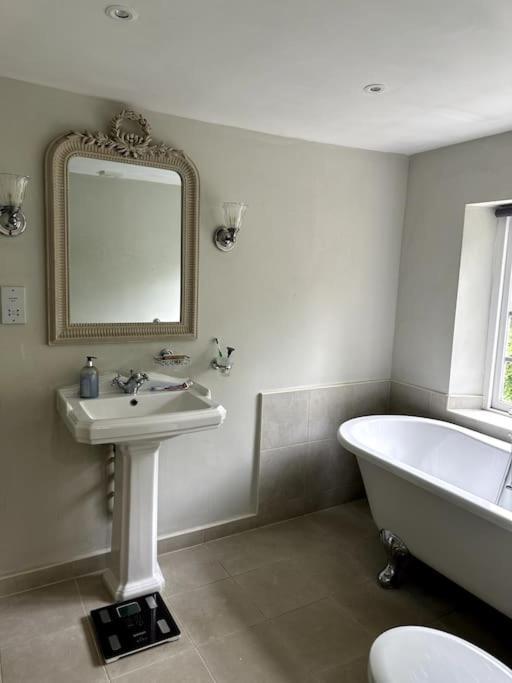 Huntershields Country Manor Villa Flore Bagian luar foto